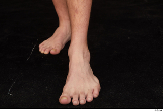 Hamza foot nude 0005.jpg